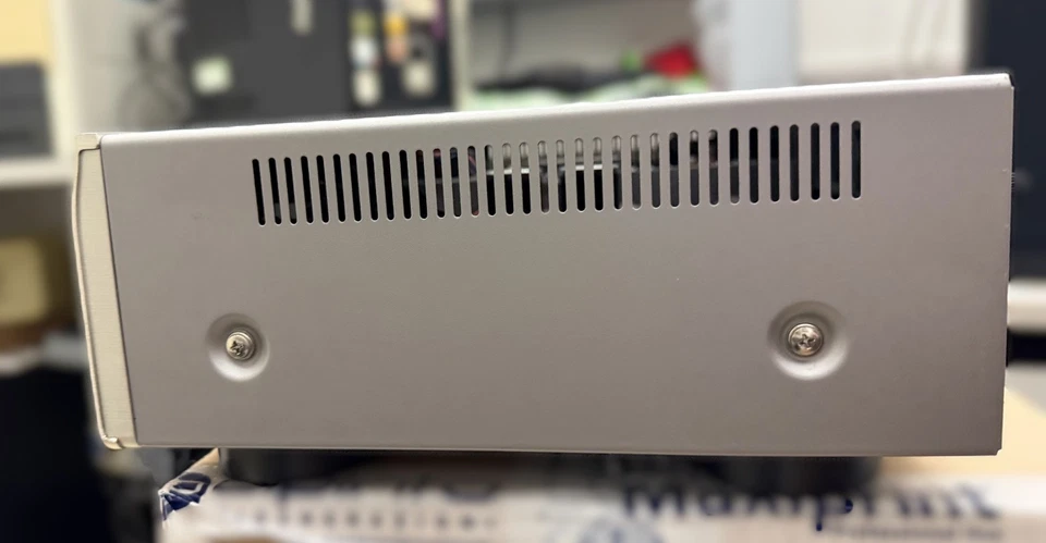 Amplificatore integrato Denon PMA-710AE con telecomando compatibile - Immagine 4 di 4