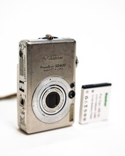 Canon PowerShot SD600 Digital ELPH 6.0MP Compact Camera 3x Zoom 2.5" LCD   101