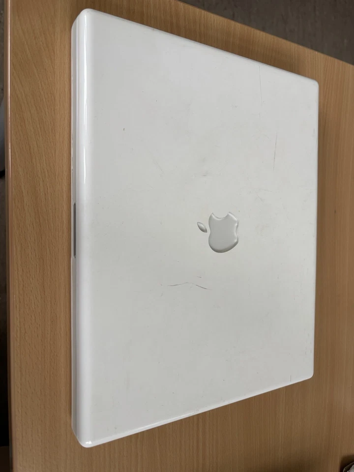 Apple iBook G4 - MacBook mit Mac OS X - Bild 2 von 4