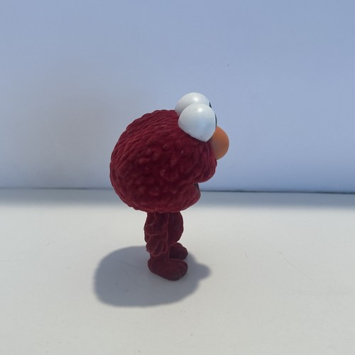 Sesame Street Elmo Funko Pop! Vinyl Flocked Barnes and Noble Exclusive #8 Loose - Picture 4 of 7