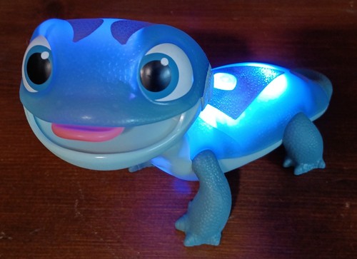 Disney Frozen 2 BRUNI Der Feuergeist Salamander beleuchtet 7 Zoll lange Figur Spielzeug - Bild 1 von 5