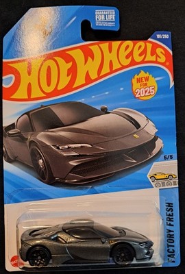 ミニカー Hot Wheels Ferrari SF90 Stradale RC Amazon.com: Hot Wheels Ferrari SF90 Stradale [Red], Factory