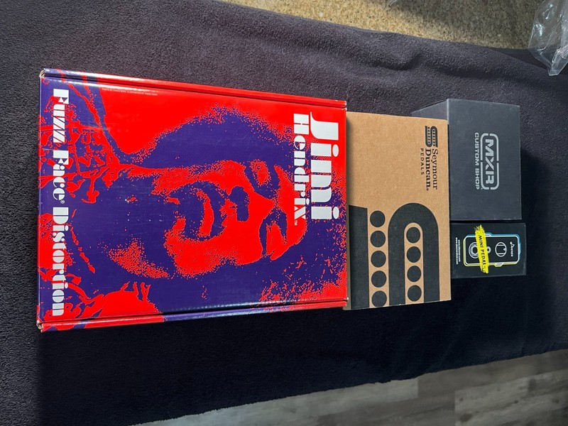 Guitar Effects Pedals BOXES f/x fuzz fzce dunlop mxr il torino seymour andromeda