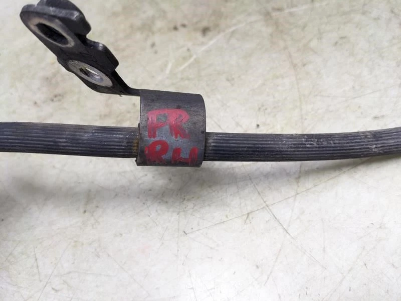 Manguera de freno delantera derecha Dodge Journey 2012-2018 68171892AA OEM Foto 4 de 4