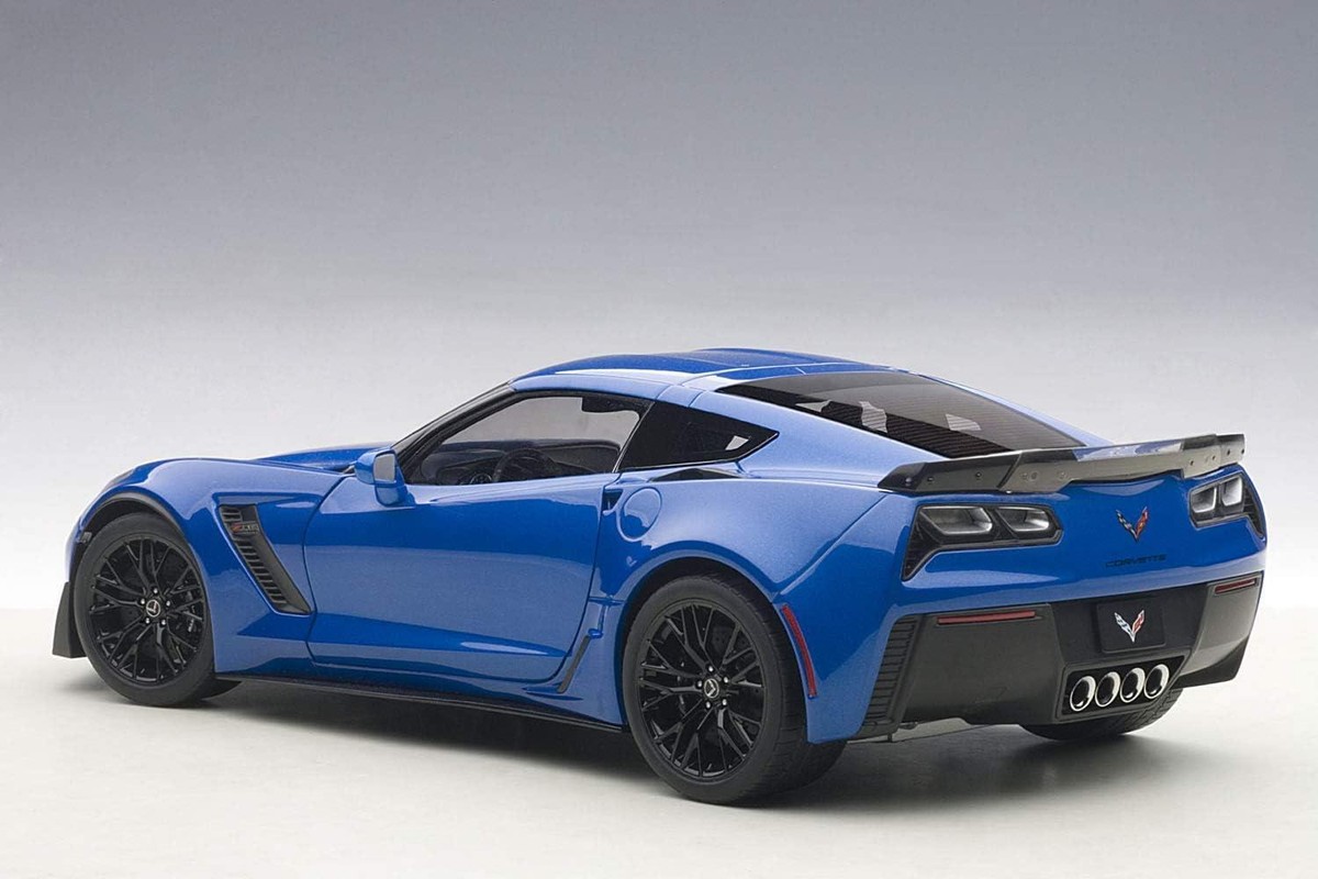 AUTOart 1/18 Chevrolet Corvette (C7) Z06 (Blue) Finished Product