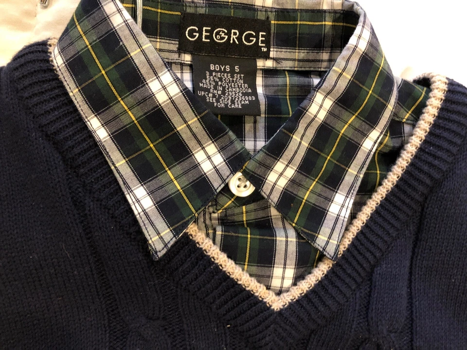George 男孩 3 件套套装 - 5 码 - 格子衬衫、背心和裤子套装 — 第 2/4 张图片