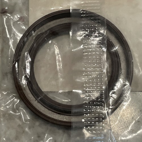 1986-95 Suzuki Samurai OEM ORIGINAL Camshaft Front Oil Seal 09283-32042 - Picture 3 of 3