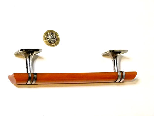 SINGLE BUTTERSCOTCH BAKELITE & CHROME DOOR HANDLE ART DECO CATALIN PHENOLIC - Picture 2 of 3