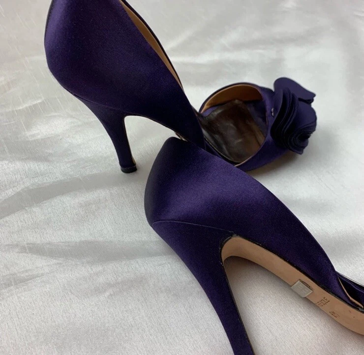 Zapatos de salón Badgley Mischka flor púrpura satinado para mujer 6M flor tacones de aguja Foto 4 de 4