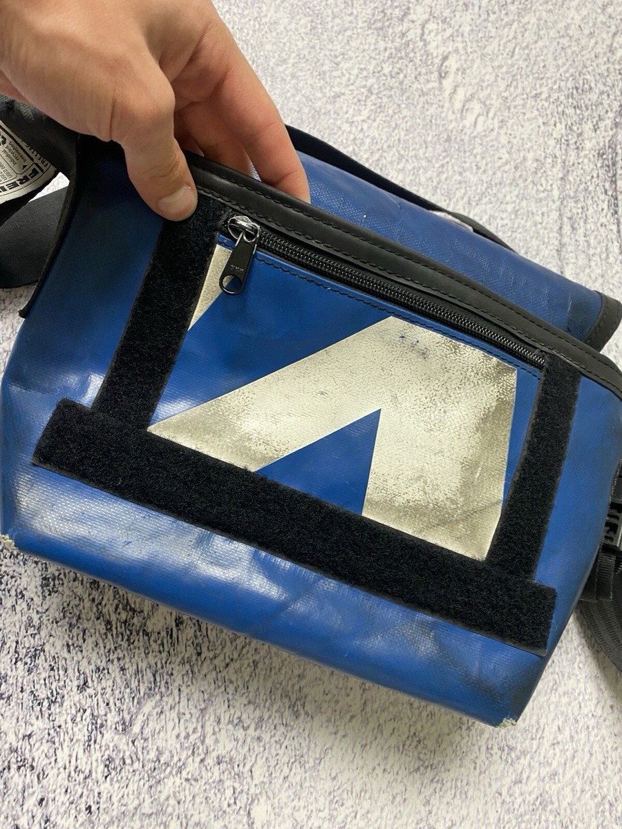 バッグ FREITAG フライターグが車のエアバッグを再利用した一点物の新作