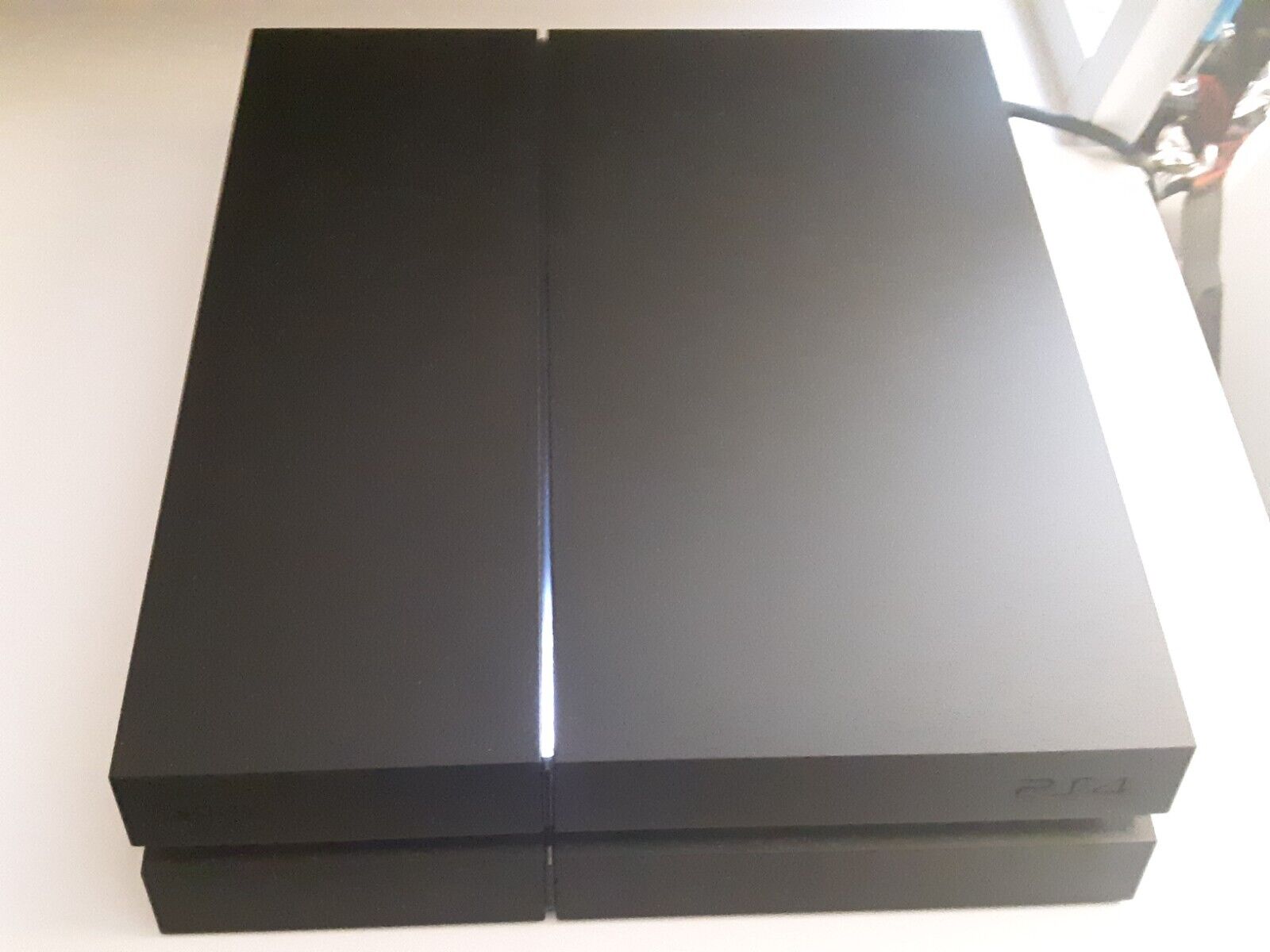 Sony PlayStation 4 PS4 500Gb Console Model CUH-1215A in Matte Black