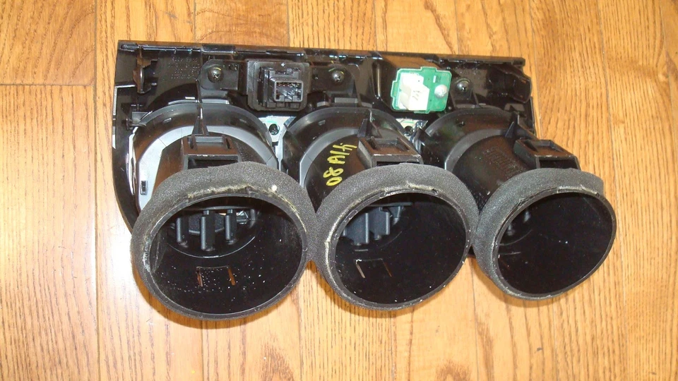 2007-2012 NISSAN ALTIMA OEM Black Center Dash Air Vents Dash Trim Bezel  - Изображение 2 из 4