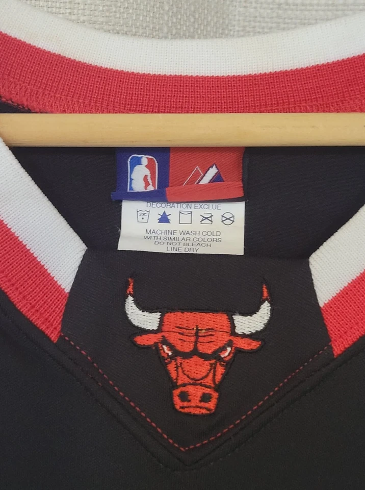 Camiseta deportiva de baloncesto vintage de los Chicago Bulls Derrick D-Rose para hombre majestuosa de la NBA talla M Foto 4 de 4
