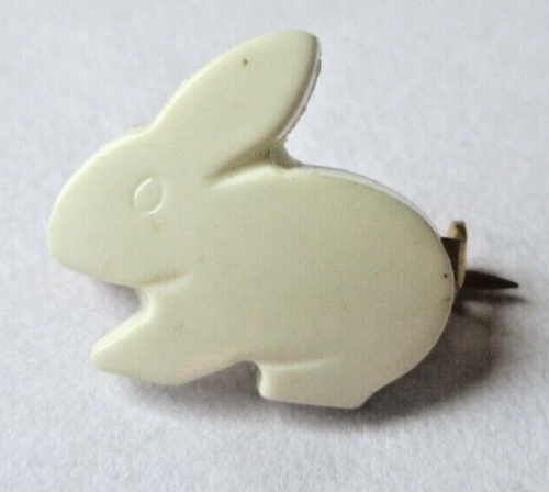 Broche Revers Lapin Blanc Porte-bonheur - Style Rétro, Bijou Fantaisie, Occasion En Bon état