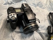Nikon COOLPIX 5700 Digital Camera Used Complete with Accessories from Japan