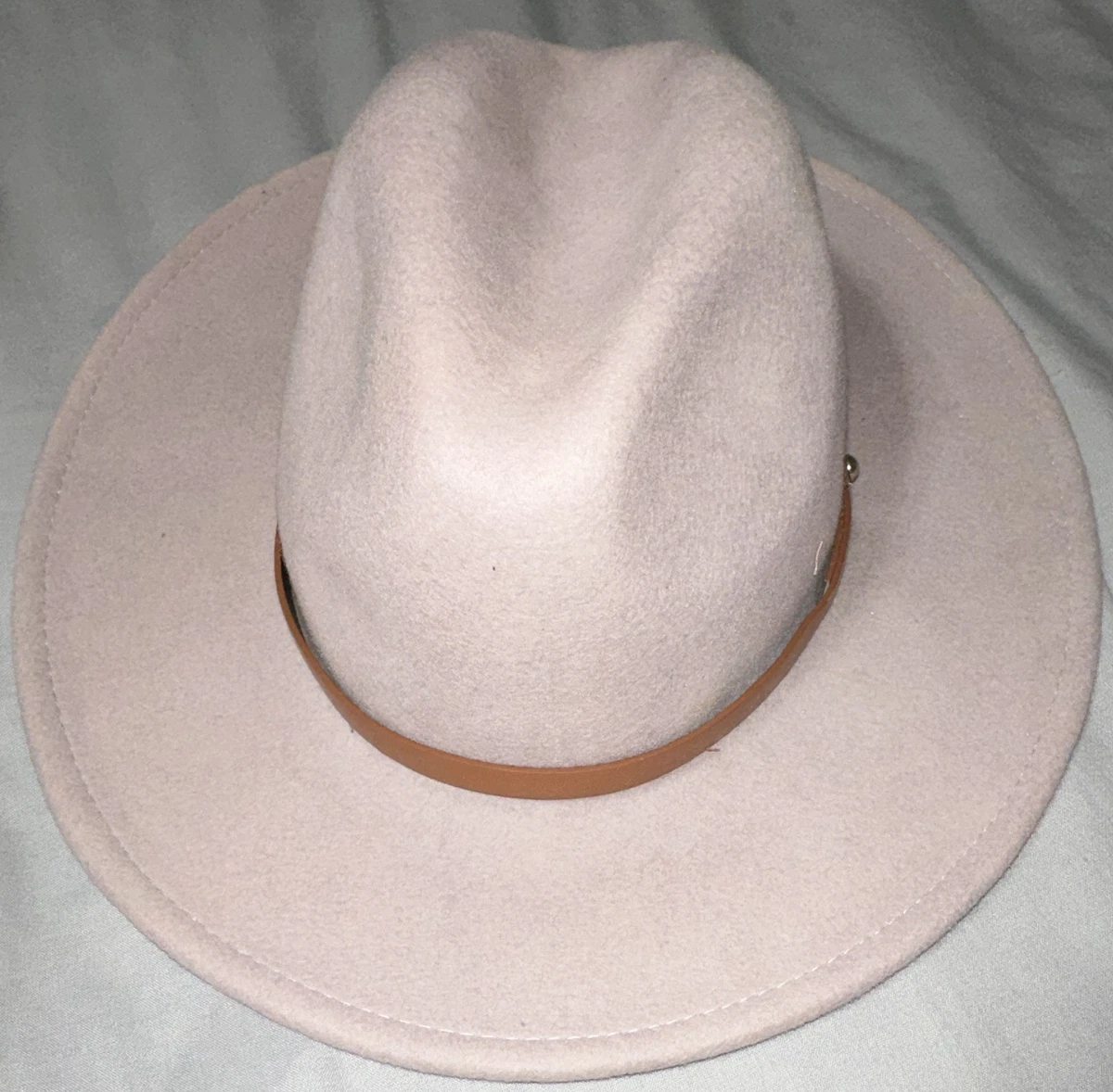 Free people light gray felt wool fedora pale pink leather band good condition. Free People Gray Wool Fedora Hat Tan Leather Band Adjustable  main image 3