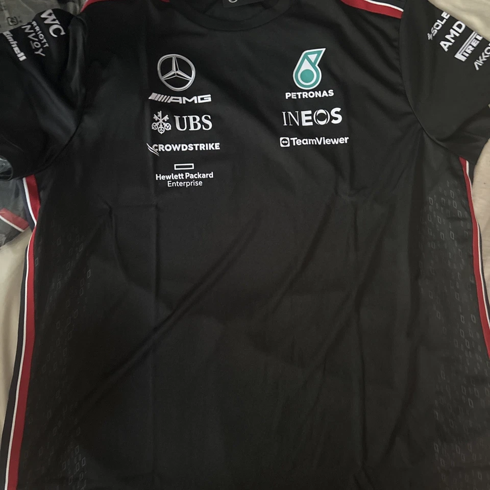 Nuevo Polo XXL Mercedes AMG Petronas F1 Fórmula 1 Racing Equipo Oficial Hombres Foto 3 de 4