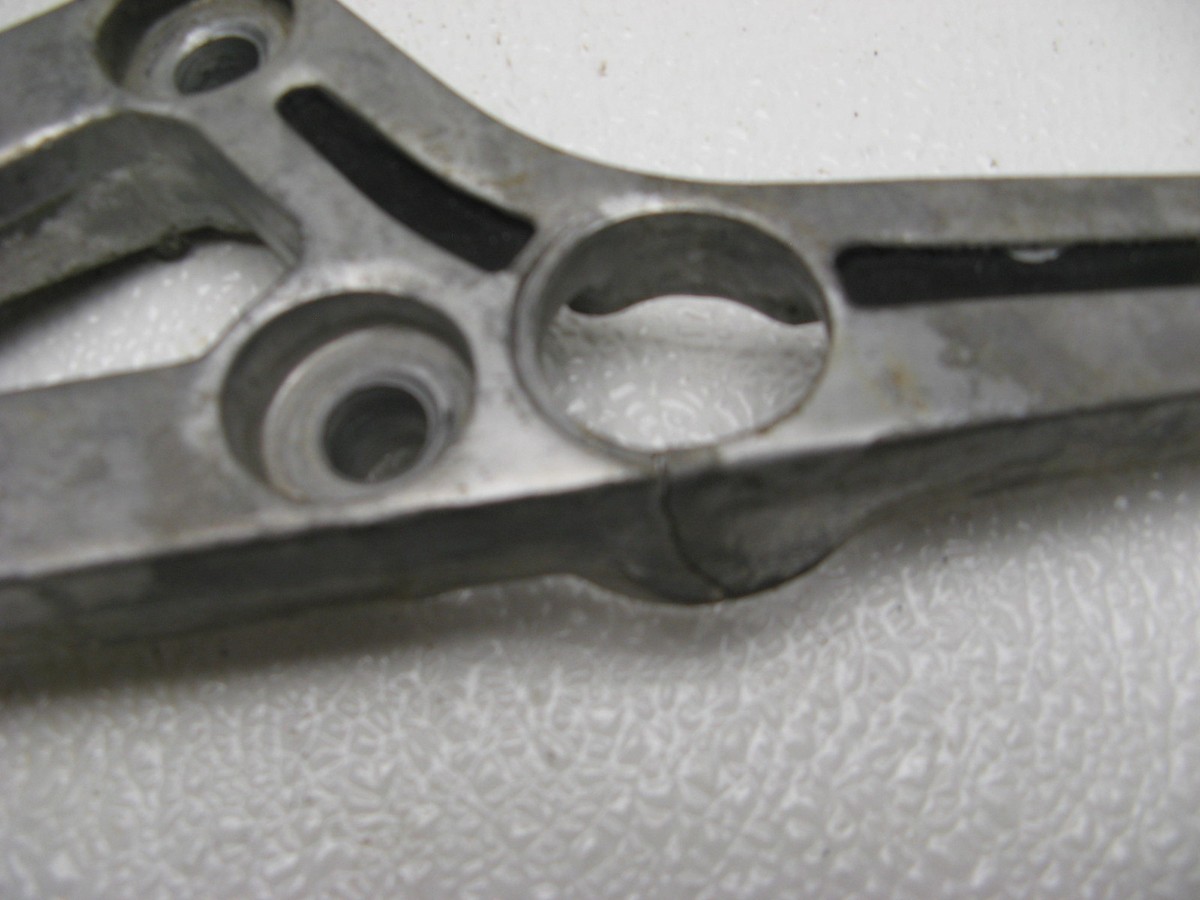 Yamaha XJ650 XJ 650 Maxim #2265 Rear Foot Pegs & Mounts | eBay