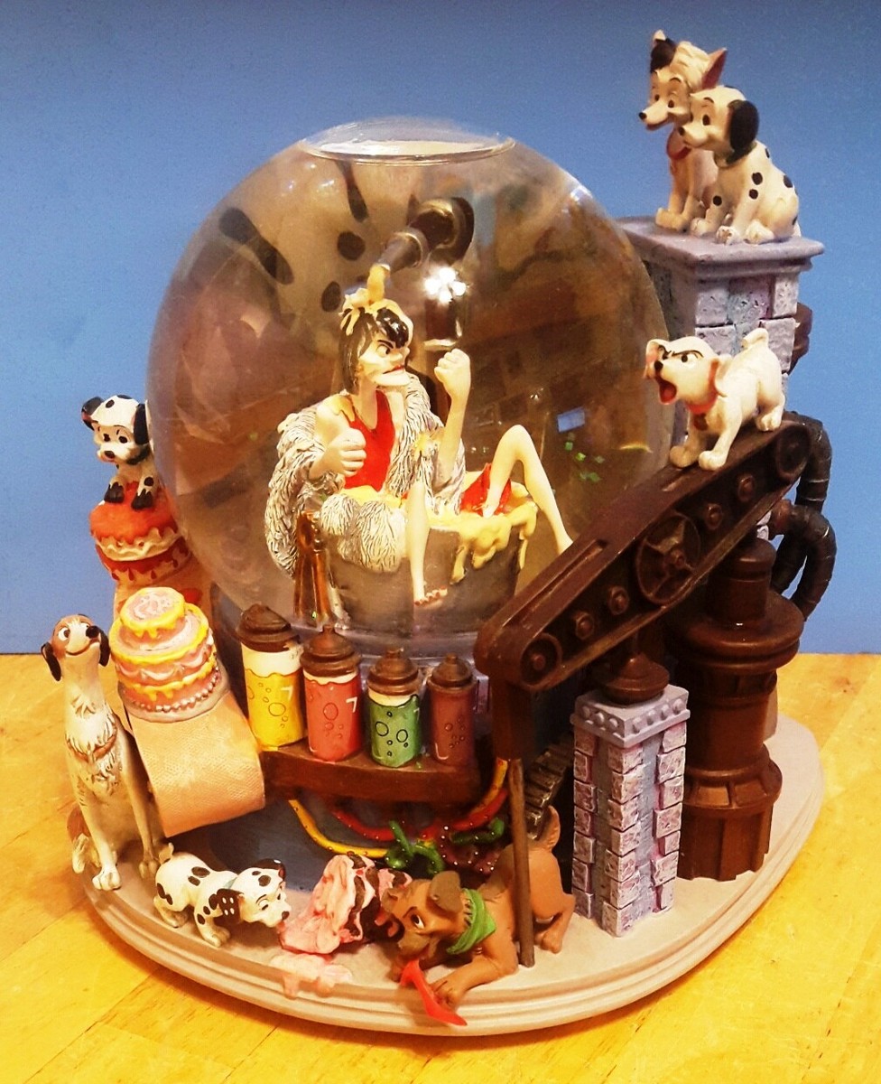 Disney 102 Dalmatians Cruella De Vil musical Snow Globe Dog