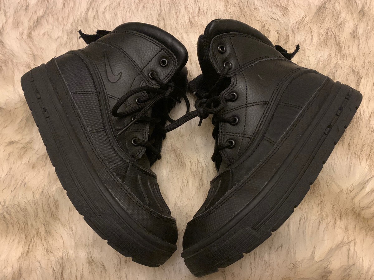 Boy's Nike ACG Woodside II High Triple Black Leather/Nylon Boots