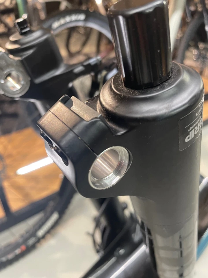 Fox 40 20mm x110mm To 15mm x110mm Fork Adapter V1.0 (No Axle Included) - Image 3 of 4