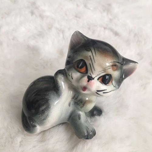 Miniature Kitten Cat Ceramic Figurine