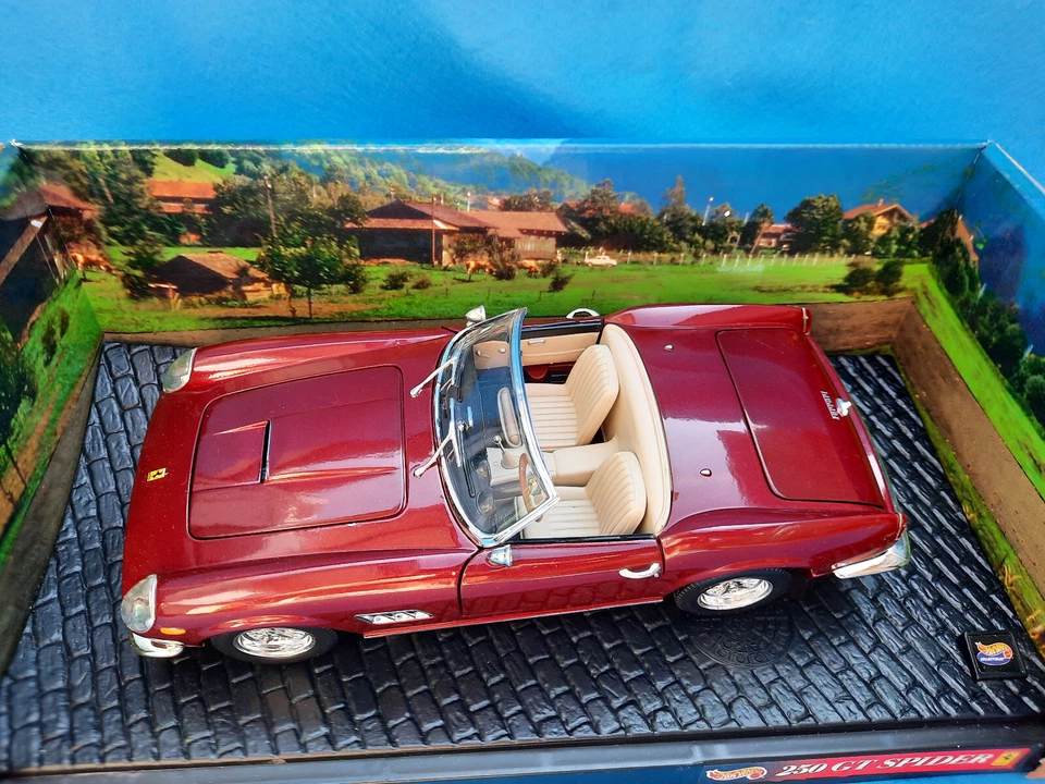 Ferrari F250 GT SPIDER 1: 18 HOTWHEELS MATTEL marrone bordeau modellino vintage - Immagine 3 di 4