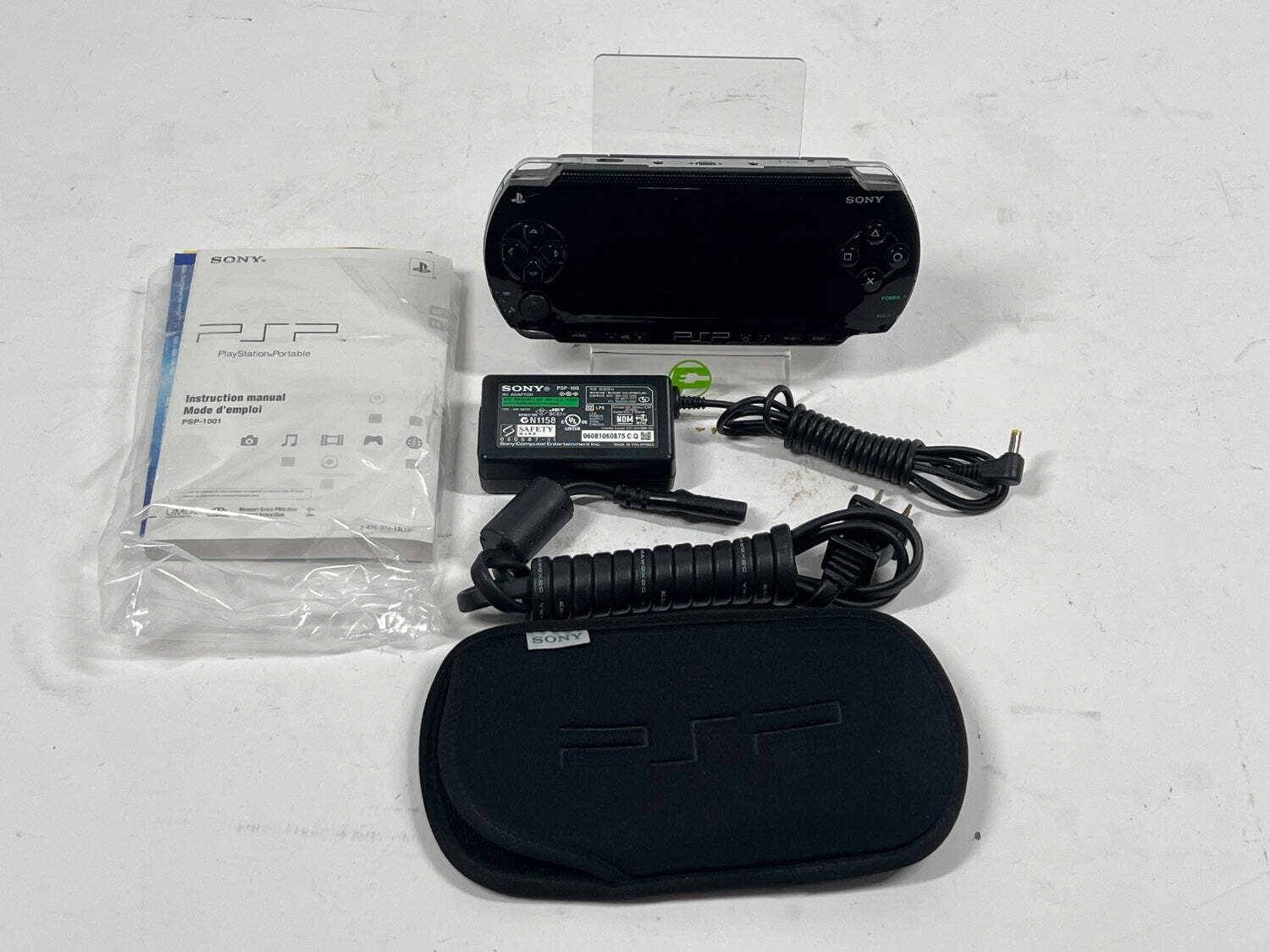 Sony Playstation Portable PSP Handheld Game System Black Does not have battery