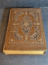 A 1940's"Smith Crafted Chicago book box" embossed leatherette