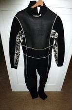 Hobie Watersport Women's Full Wetsuit Medium Black/White Fowers