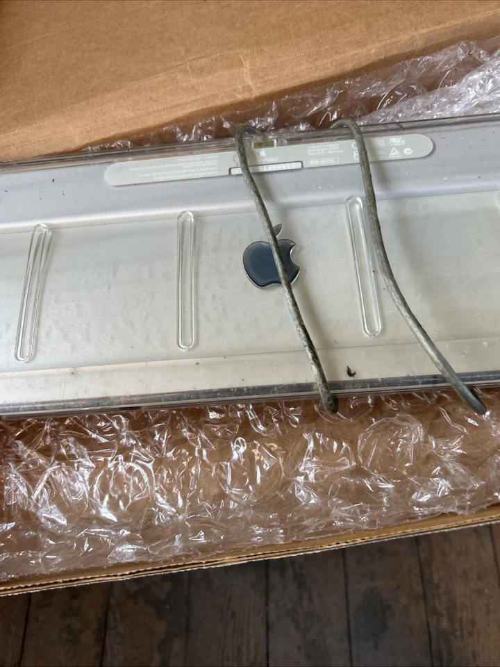 Vintage Apple Desktop Mac M7803 Pro USB Wired Keyboard Clear Black - Image 3 of 3
