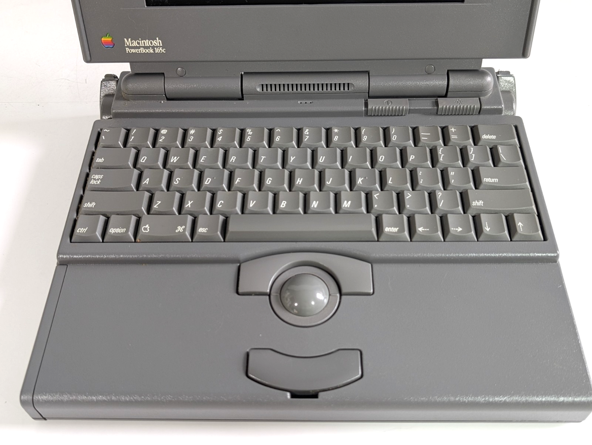 VINTAGE Apple Macintosh PowerBook 165c, M4990 - UNTESTED - No