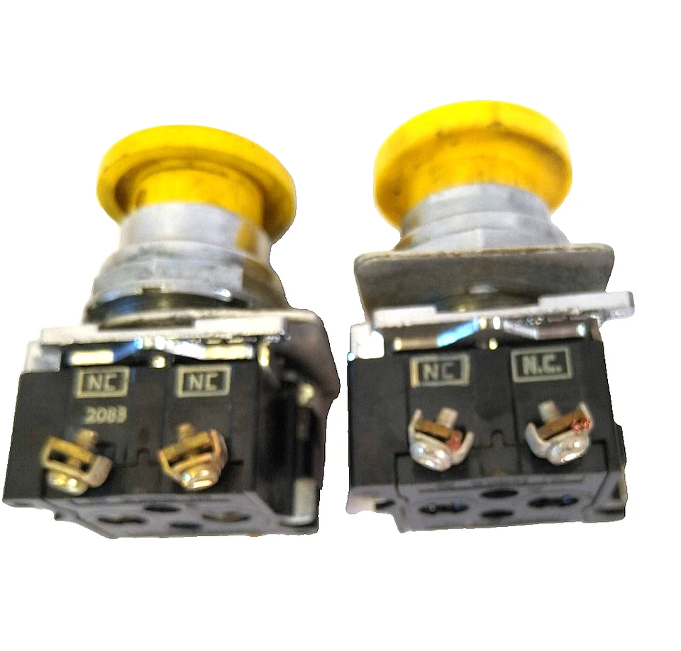 Cutler Hammer Pulsador Cabezal de Seta Amarillo (Lote de 2) 10250T Foto 4 de 4