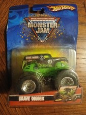 2006 Hot Wheels Monster Jam Grave Digger 1:64 Truck Unopened
