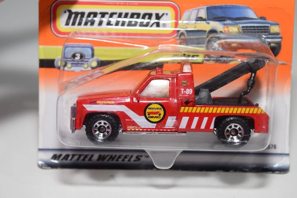 A94 1:64 3 INCH MATCHBOX LESNEY 14 GMC WRECKER TRUCK BREAKDOWN RED SHORT CARD - Image 2 of 4