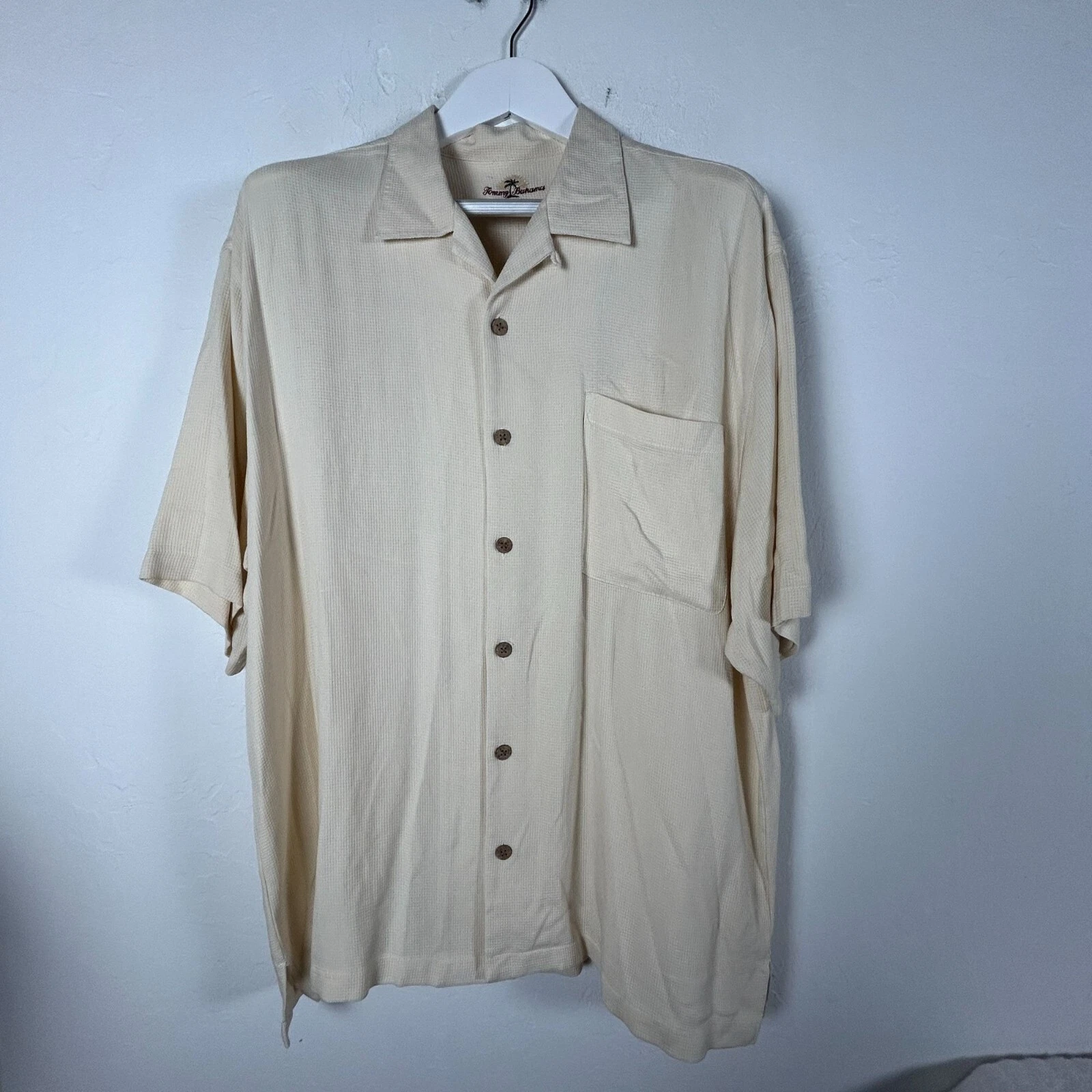Tommy Bahama Mens Beige Short Sleeve 100% Silk Button-Up Camp Shirt XL Casual