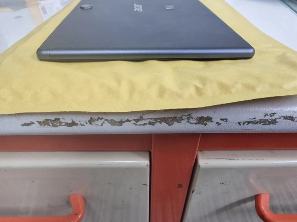 Acer Iconia one WIFI 16GB Android tablet Gray  B3-A50 Uk - Image 4 of 4