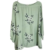 Anthropologie Kindred Embroidered Blouse Tunic Womens 1X Green Floral Boat Neck
