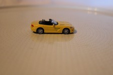 HO Scale Malibu, 2000s 2 Door BMW Convertible, Yellow