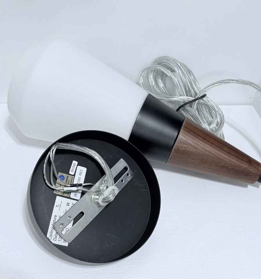 Lámpara colgante de techo moderna de vidrio blanco madera detalles negros Foto 2 de 4