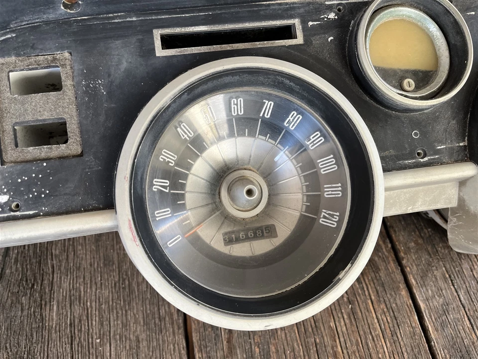 Cuadro de instrumentos Mercury Cougar 1967 1968 OEM 67 68 indicadores bisel de cableado  Foto 2 de 4
