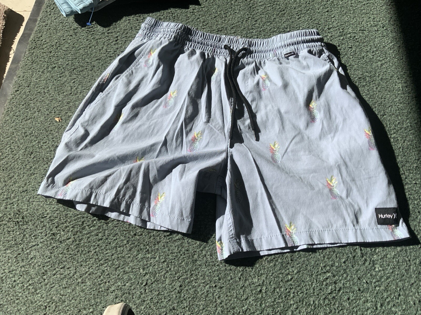 Picture 2 of 4