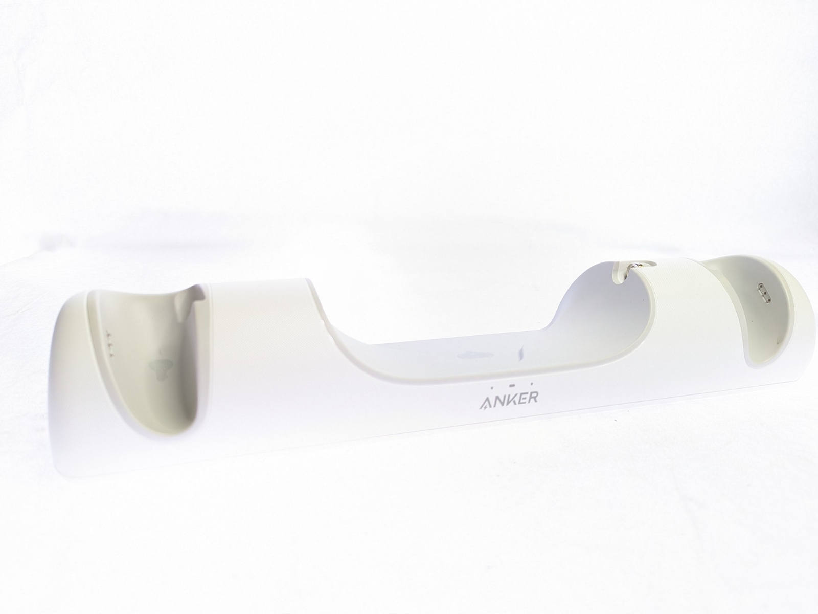 Anker Meta Quest 2 VR Headset & Controllers Charging Dock in White - Dock Only-image