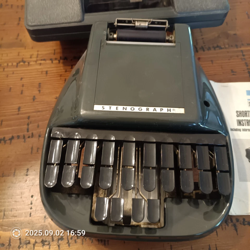 Máquina taquigráfica vintage Stenograph Reporter con manual y estuche Foto 2 de 4