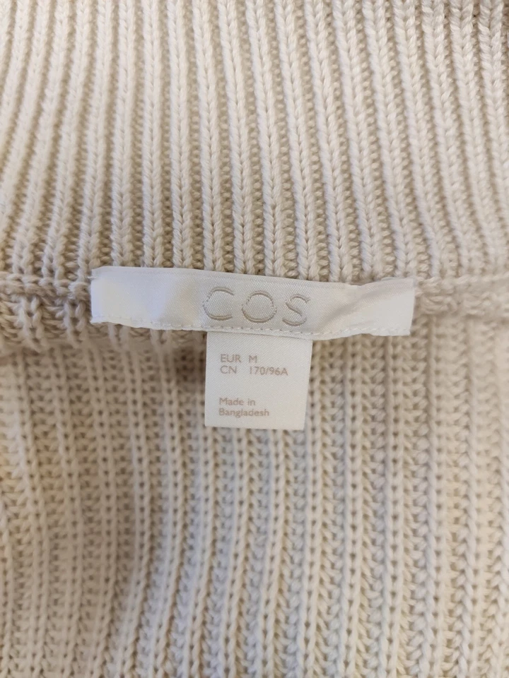 CÁRDIGAN COS MEDIANO NATURAL JERSEY TEJIDO ALGODÓN CON BOTONES INFORMAL OVERSIZE MUJER Foto 3 de 4