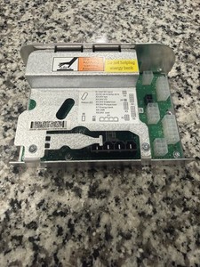 ABB DSQC662 3HAC026254-001  Power Distribution Unit 