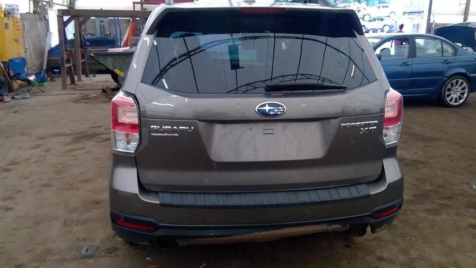 Rueda turbo de aleación 18x7 para 17-18 Forester 6673656 Foto 2 de 4