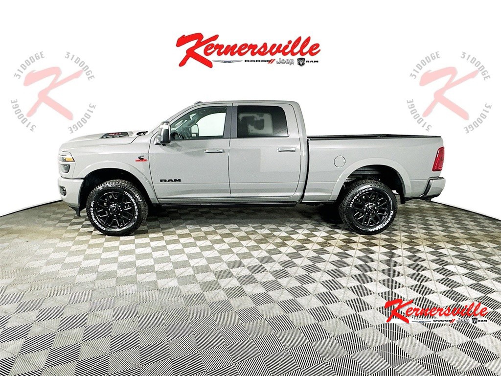 2026 Ram 2500 Limited Night 14in thumbnail 4