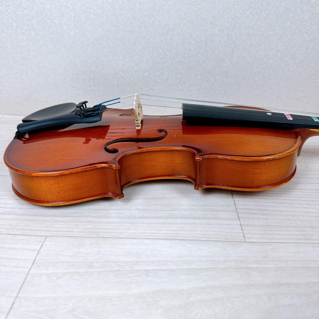 SUZUKI No. 230 Size 1/2 Anno 2009 SUZUKI No. 230 Size 1/2 Anno 2009