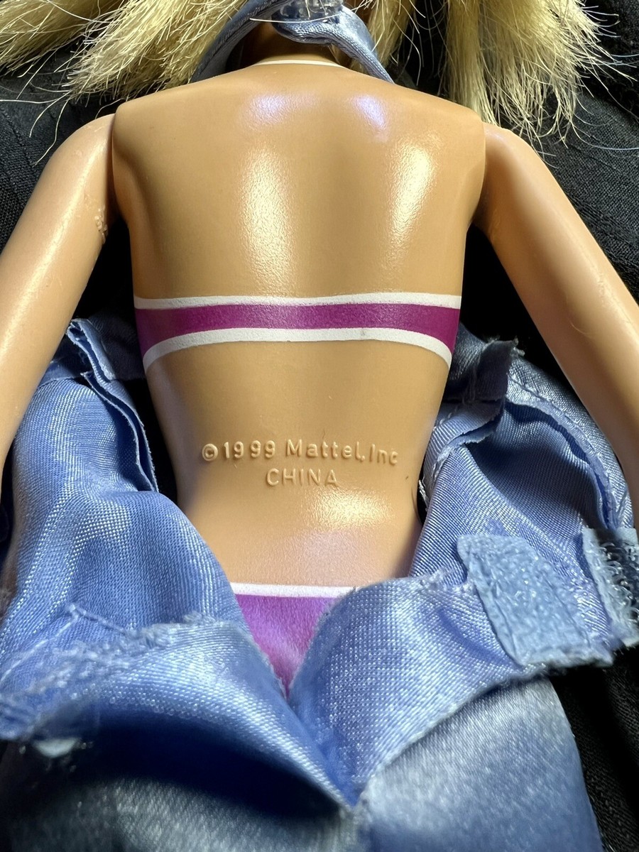Barbie Blonde Ancienne Mattel, Fabriquée En Chine - Poupée De Collection Avec Vêtements